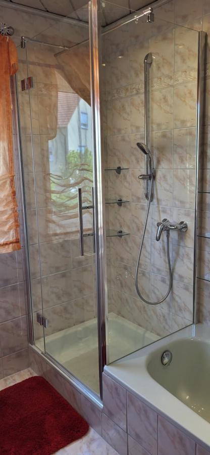 Attraktive 3 Zimmer Wohnung In Ruhiger Lage Ansbach Exteriör bild
