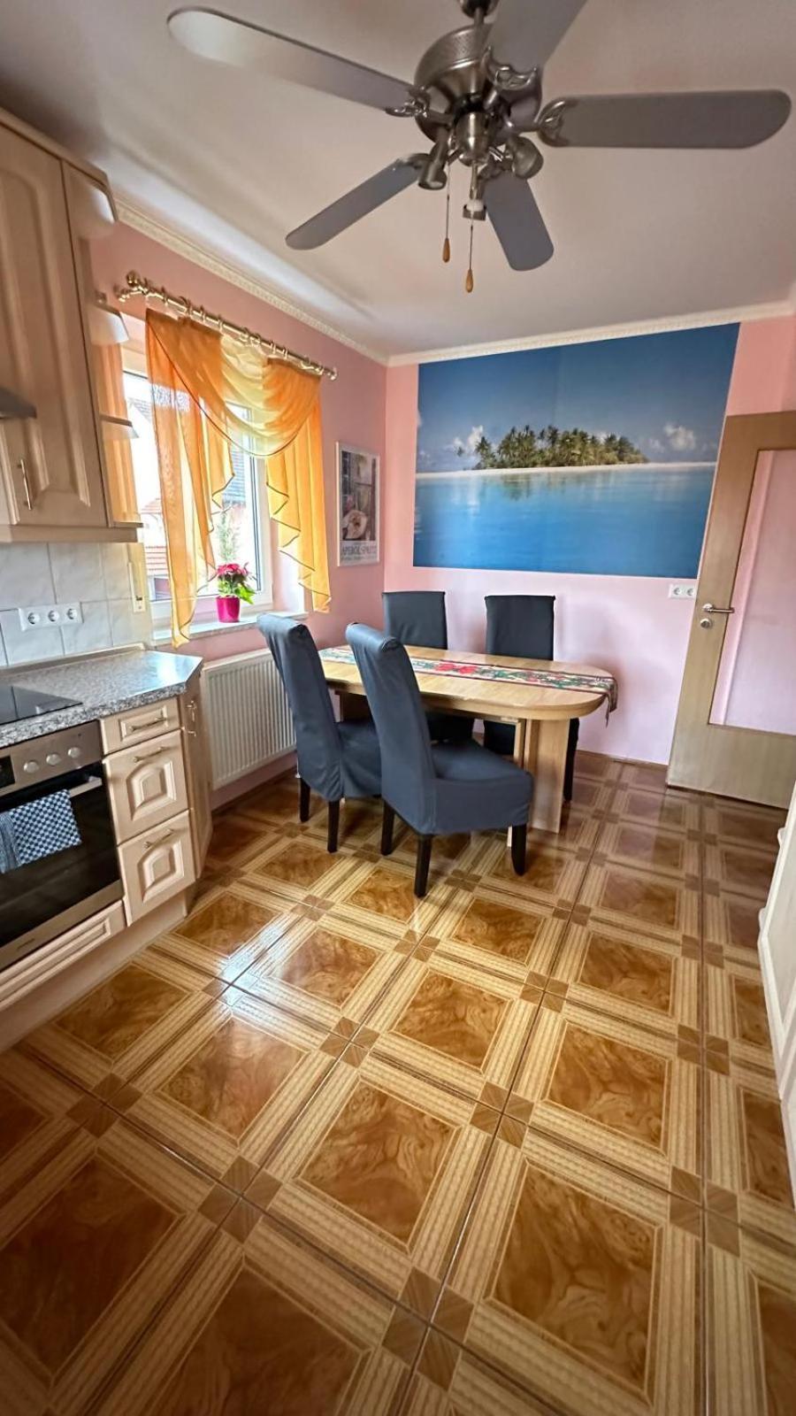 Attraktive 3 Zimmer Wohnung In Ruhiger Lage Ansbach Exteriör bild